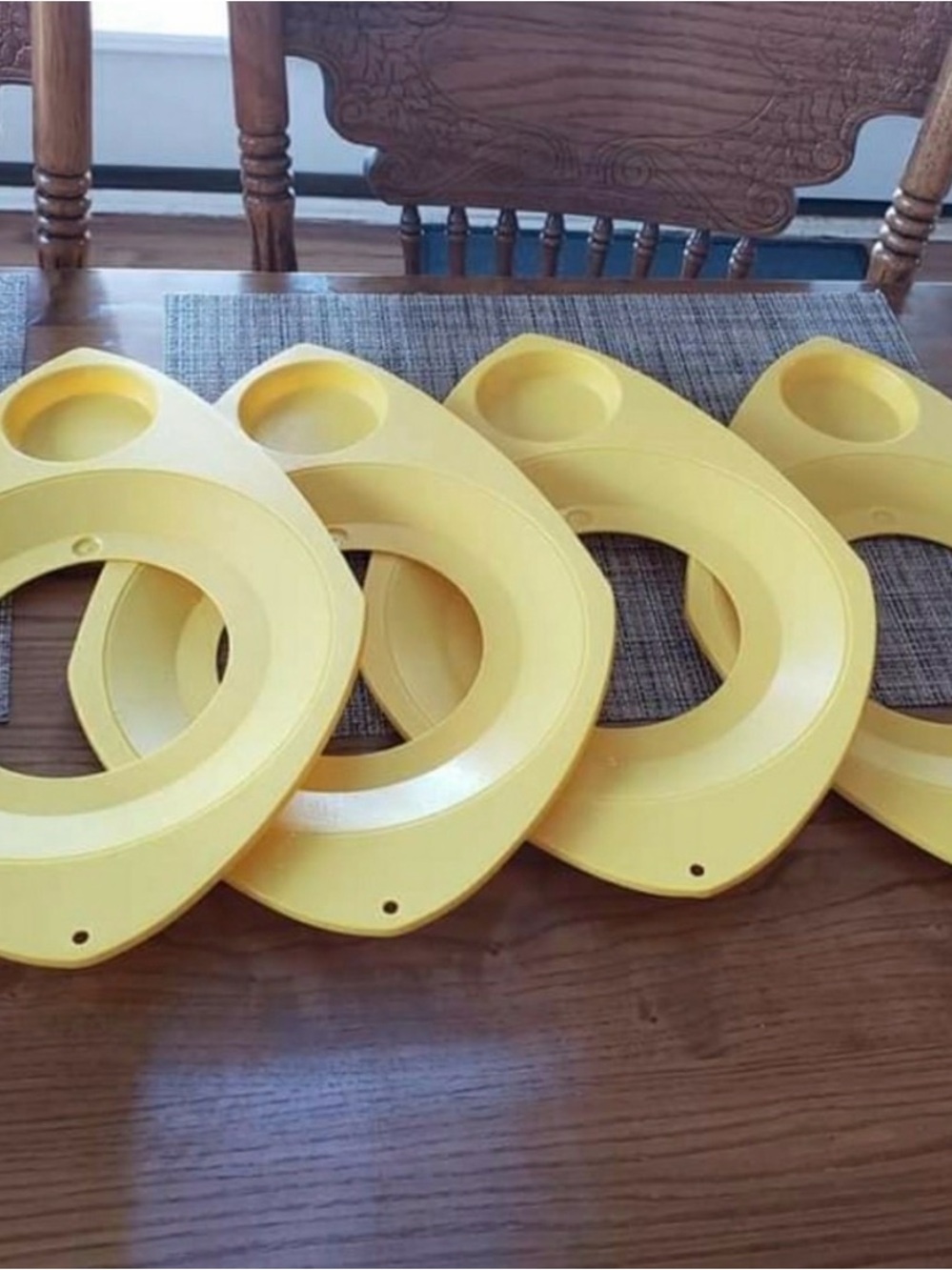 Retro 70s Paper Plate / Cup Holders Set of 4